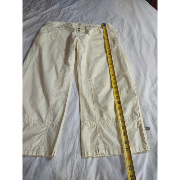 Joie Capri Pants Size 31 Faint Yellow Bottom Zip On Sides - Picture 7 of 9